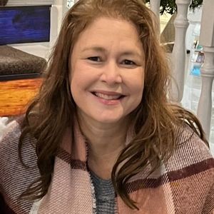 Meet your Posher, Michele